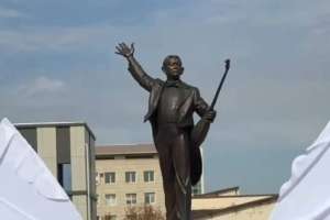 Алматы облысында Нұрғиса Тілендиевтің ескерткіші ашылды