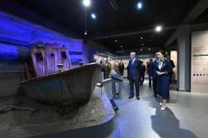 Қасым-Жомарт Тоқаев Қызылорда облысының тарихи-өлкетану музейінің қызметімен танысты