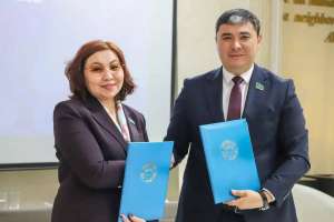 Этносаралық келісім: Бас редакторлар клубы мен ҚХА журналистер клубы меморандумға отырды