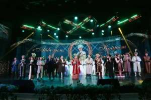 «Айбозым, айхай бозым»: Астанада Қайрат Байбосыновтың 75 жылдық мерейтойына арналған кеші өтті