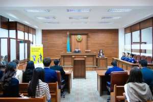 «Заң және тәртіп»: астаналық студенттерге арналған қойылымдық сот отырысы өтті