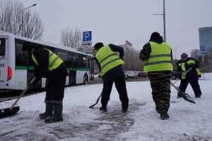 Елордада 3 мыңға жуық жұмысшы қар тазалауға шықты