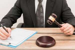 Заңдылықты және судья әдебі​ ​талаптарын бұзғаны үшін​ сегіз судья жазаланды