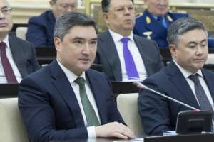 Олжас Бектенов: Жұмыс істей алатындарды мемлекет қамқорлығында ұстамауы керек