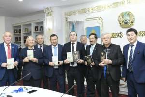 Астанада жазушы Әділбек Ыбырайымұлының жаңа кітаптарының тұсаукесері өтті