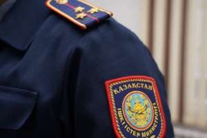 «Заң және тәртіп»: Астанада аялдаманың есік-терезесін бүлдіргендер жазаланды