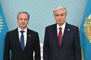 Қасым-Жомарт Тоқаев Халықаралық шахмат федерациясының (FIDE) президенті Аркадий Дворковичті қабылдады