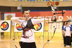 Астанада алғаш рет садақ атудан ел чемпионаты өтіп жатыр