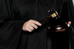 Сот 9 млн теңгеден астам берешегі бар әйелдің мәселесін шешуге көмектесті