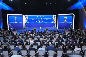 Тоқаев: Цифрландыру мен жасанды интеллектіні енгізу 20 миллиард долларға дейін кіріс әкелуі мүмкін