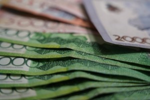 «Нәтиже жоқ»: косметологиялық көмекке көңілі толмаған әйел салоннан 1,2 млн теңгесін қайтарып алды