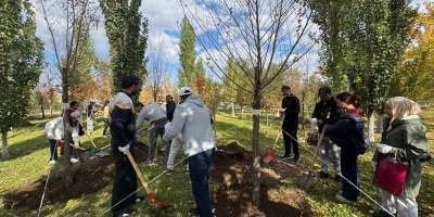 Colman Domingo and Jude Law at amfAR’s Venice Gala