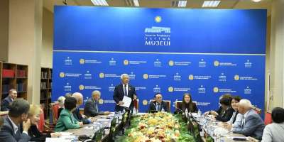 Colman Domingo and Jude Law at amfAR’s Venice Gala