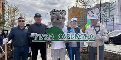 Colman Domingo and Jude Law at amfAR’s Venice Gala