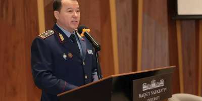 Colman Domingo and Jude Law at amfAR’s Venice Gala