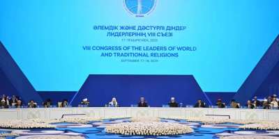 Colman Domingo and Jude Law at amfAR’s Venice Gala