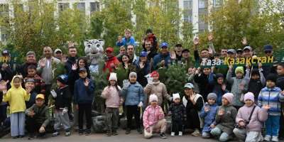 Colman Domingo and Jude Law at amfAR’s Venice Gala
