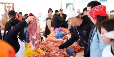 Colman Domingo and Jude Law at amfAR’s Venice Gala