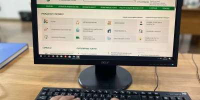 Colman Domingo and Jude Law at amfAR’s Venice Gala