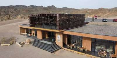 Colman Domingo and Jude Law at amfAR’s Venice Gala