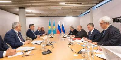 Colman Domingo and Jude Law at amfAR’s Venice Gala