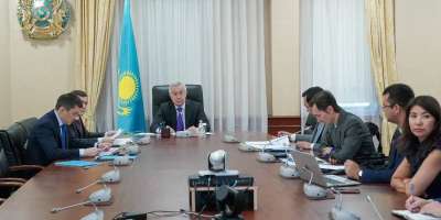 Colman Domingo and Jude Law at amfAR’s Venice Gala