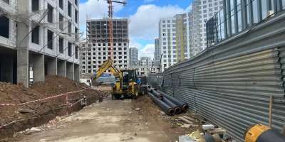 Colman Domingo and Jude Law at amfAR’s Venice Gala