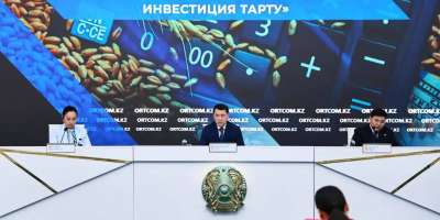 Colman Domingo and Jude Law at amfAR’s Venice Gala