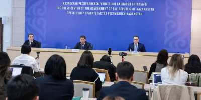 Colman Domingo and Jude Law at amfAR’s Venice Gala