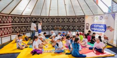Colman Domingo and Jude Law at amfAR’s Venice Gala