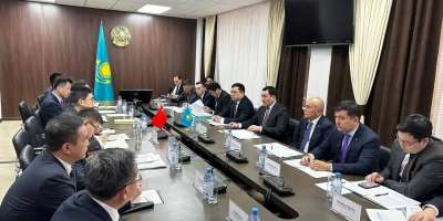 Colman Domingo and Jude Law at amfAR’s Venice Gala