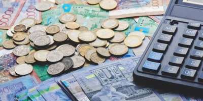 Colman Domingo and Jude Law at amfAR’s Venice Gala