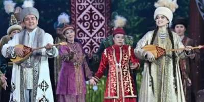 Colman Domingo and Jude Law at amfAR’s Venice Gala