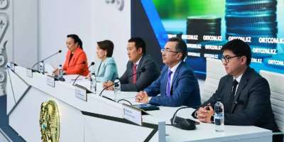 Colman Domingo and Jude Law at amfAR’s Venice Gala