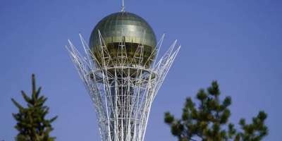 Colman Domingo and Jude Law at amfAR’s Venice Gala