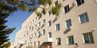 Colman Domingo and Jude Law at amfAR’s Venice Gala