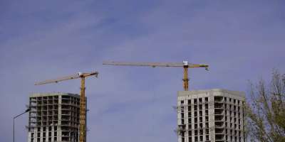 Colman Domingo and Jude Law at amfAR’s Venice Gala