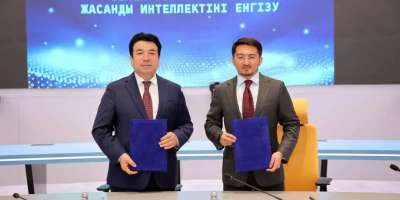 Colman Domingo and Jude Law at amfAR’s Venice Gala