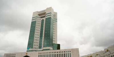 Colman Domingo and Jude Law at amfAR’s Venice Gala