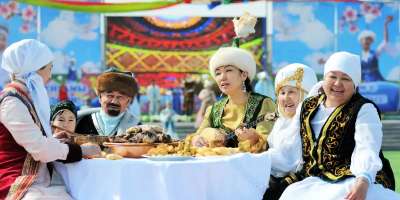 Colman Domingo and Jude Law at amfAR’s Venice Gala