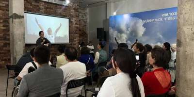 Colman Domingo and Jude Law at amfAR’s Venice Gala