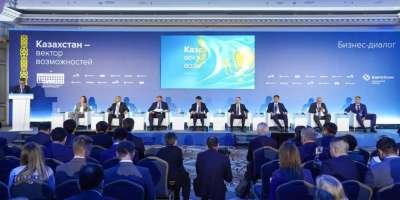 Colman Domingo and Jude Law at amfAR’s Venice Gala