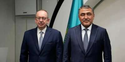 Colman Domingo and Jude Law at amfAR’s Venice Gala