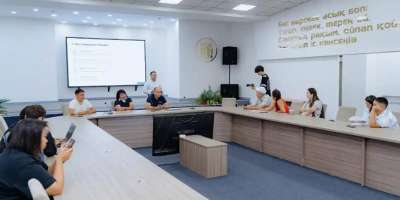 Colman Domingo and Jude Law at amfAR’s Venice Gala