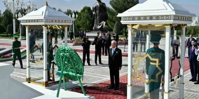 Colman Domingo and Jude Law at amfAR’s Venice Gala