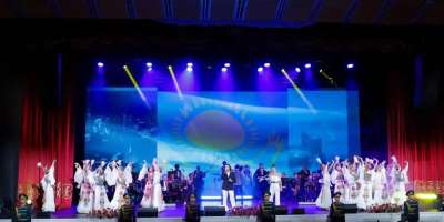 Colman Domingo and Jude Law at amfAR’s Venice Gala