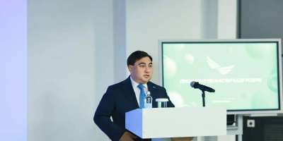 Colman Domingo and Jude Law at amfAR’s Venice Gala