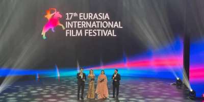 Colman Domingo and Jude Law at amfAR’s Venice Gala