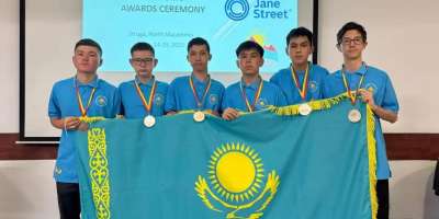 Colman Domingo and Jude Law at amfAR’s Venice Gala