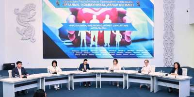 Colman Domingo and Jude Law at amfAR’s Venice Gala